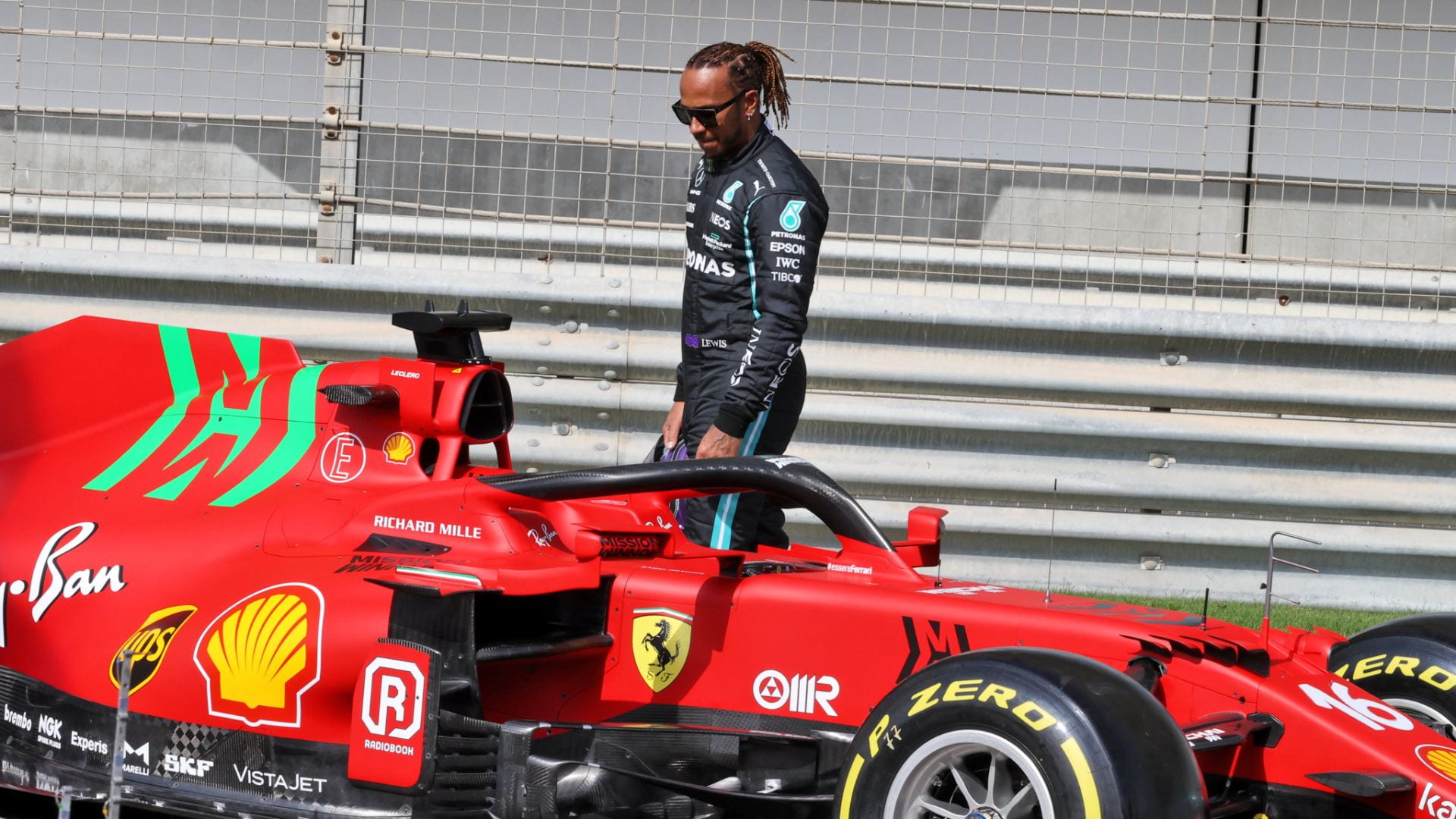 Lewis Hamilton’s Decision to Leave Mercedes for Ferrari in 2025 Shocked